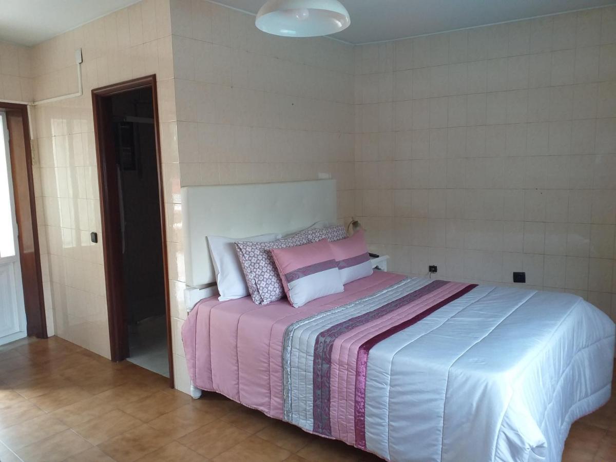 Enjoy Guest House Gmr Guimaraes Ngoại thất bức ảnh